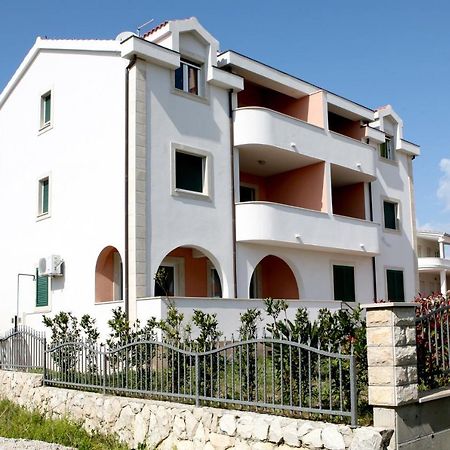 Apartmani Basic Rogoznica Rogoznica  Extérieur photo