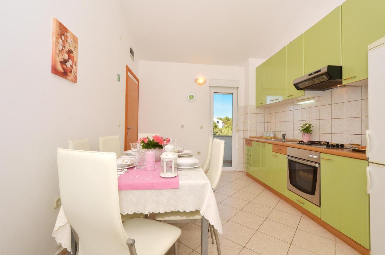 Apartmani Basic Rogoznica Rogoznica  Extérieur photo