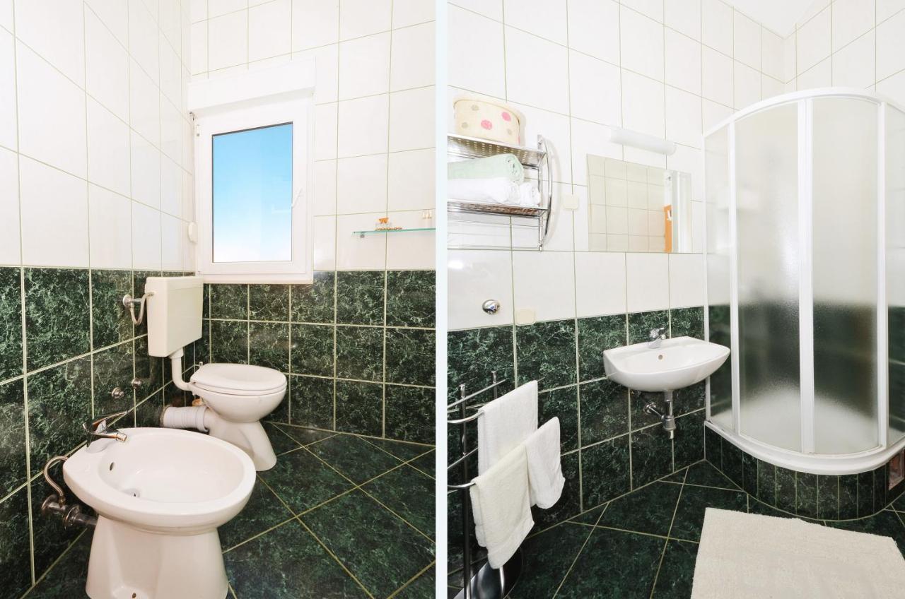Apartmani Basic Rogoznica Rogoznica  Extérieur photo