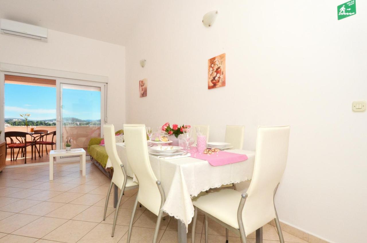 Apartmani Basic Rogoznica Rogoznica  Extérieur photo