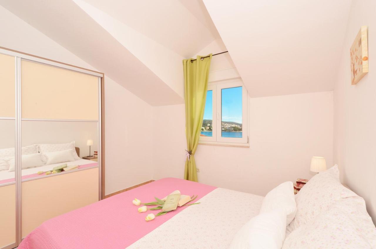 Apartmani Basic Rogoznica Rogoznica  Extérieur photo